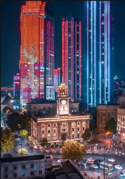 2.jpg 不同建筑物不同的亮化照明設計方案